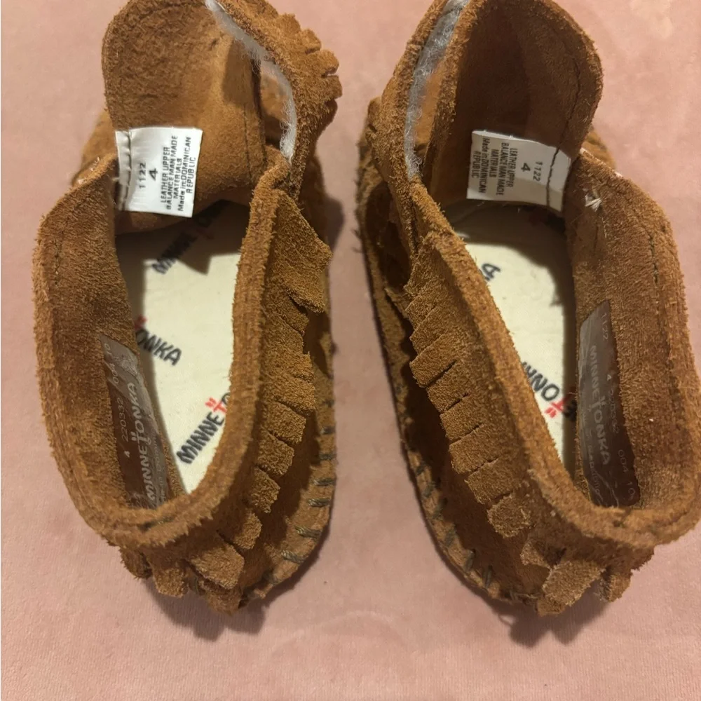 Toddler Size 4 Suede Fringe Moccasins in Brown with Velcro strap